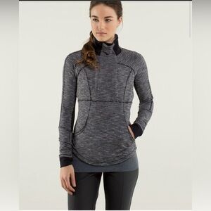 Lululemon Base Runner 1/2 Zip
Coco Pique Black White / Black Size 4